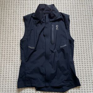 On Running Packable vest